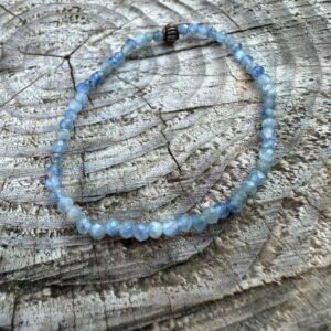 Bransoletka z Kyanitem