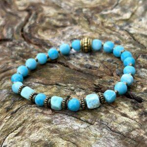 Bransoletka z Larimaru – okrągłe i kwadratowe kamienie