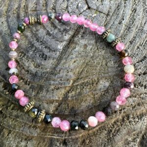 Bransoletka z kolorowego turmalinu, fasetowanego