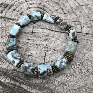 Bransoletka z larimaru