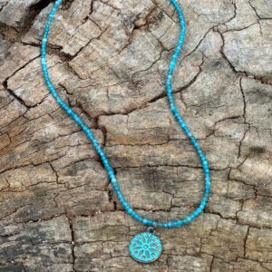 krótki naszyjnik z apatytu